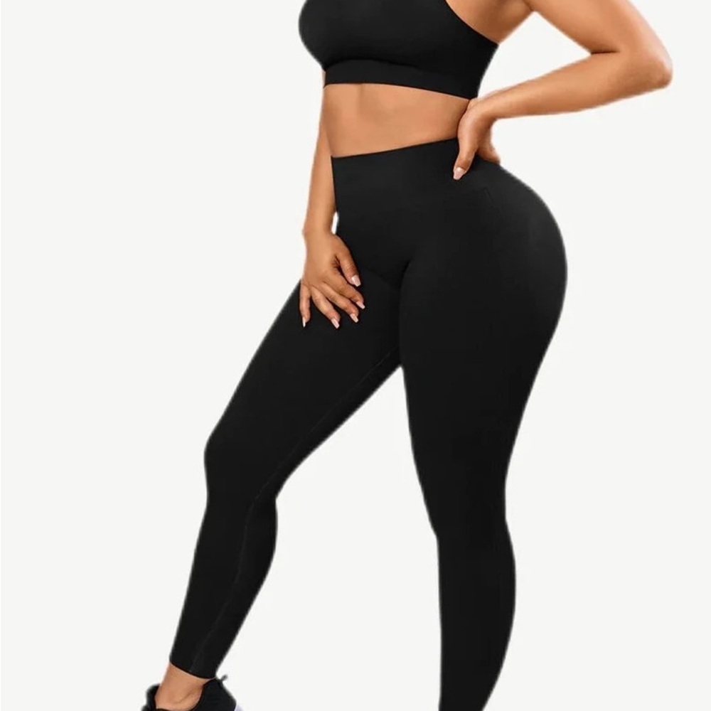 Black Seamless Workout Set High Waisted Leggings Sports Bra‎ Gym Activewear
